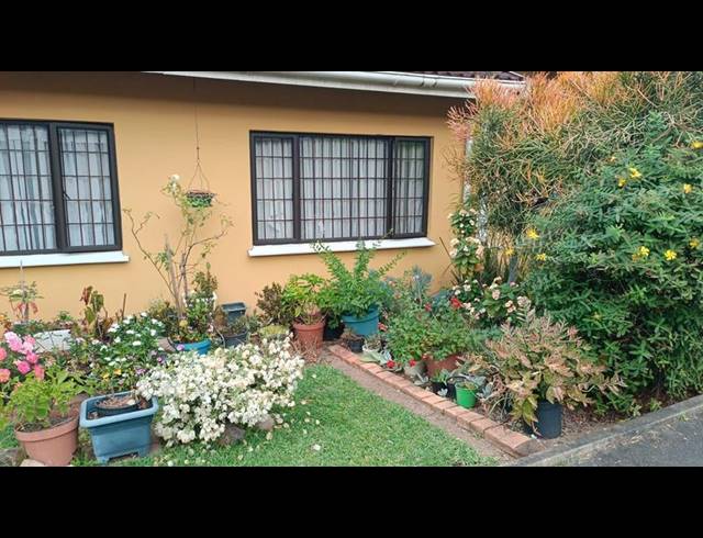 3 BEDROOM TOWNHOUSE FOR SALE IN BONELA